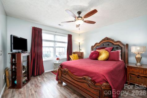 107 Loch Haven Road Swannanoa NC 28778