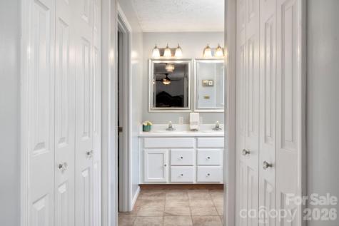 107 Loch Haven Road Swannanoa NC 28778