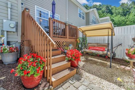 107 Loch Haven Road Swannanoa NC 28778