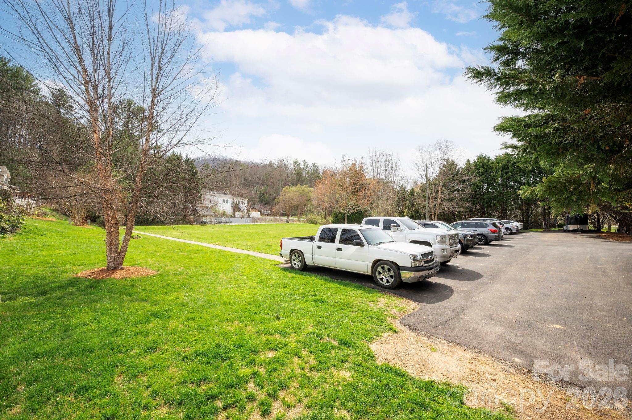 107 Loch Haven Road Swannanoa NC 28778