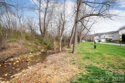 107 Loch Haven Road Swannanoa NC 28778