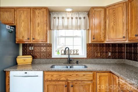 107 Loch Haven Road Swannanoa NC 28778