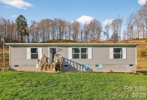 212 Ball Hollow Lane Burnsville NC 28714