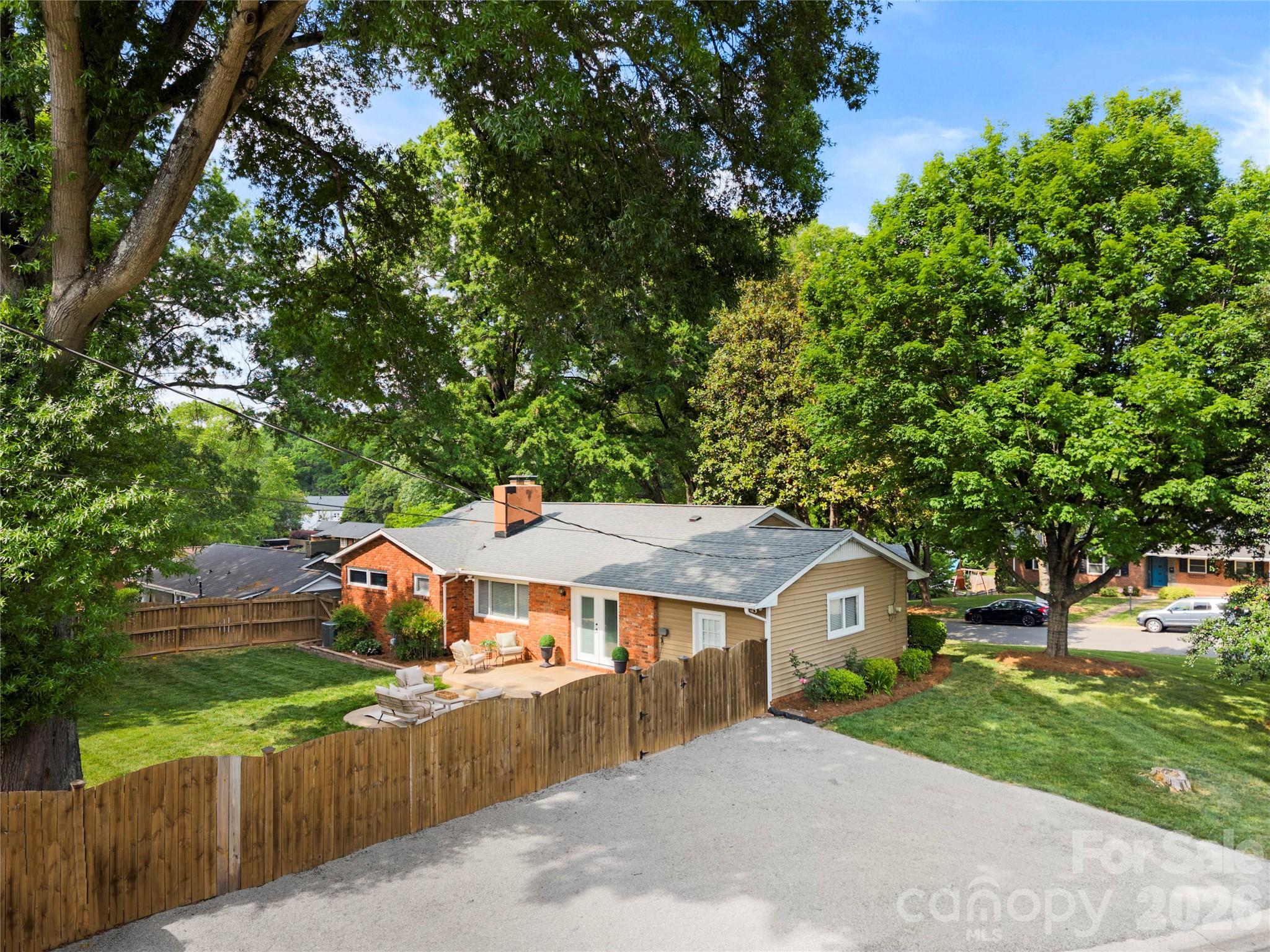 748 Stanfield Drive Charlotte NC 28210