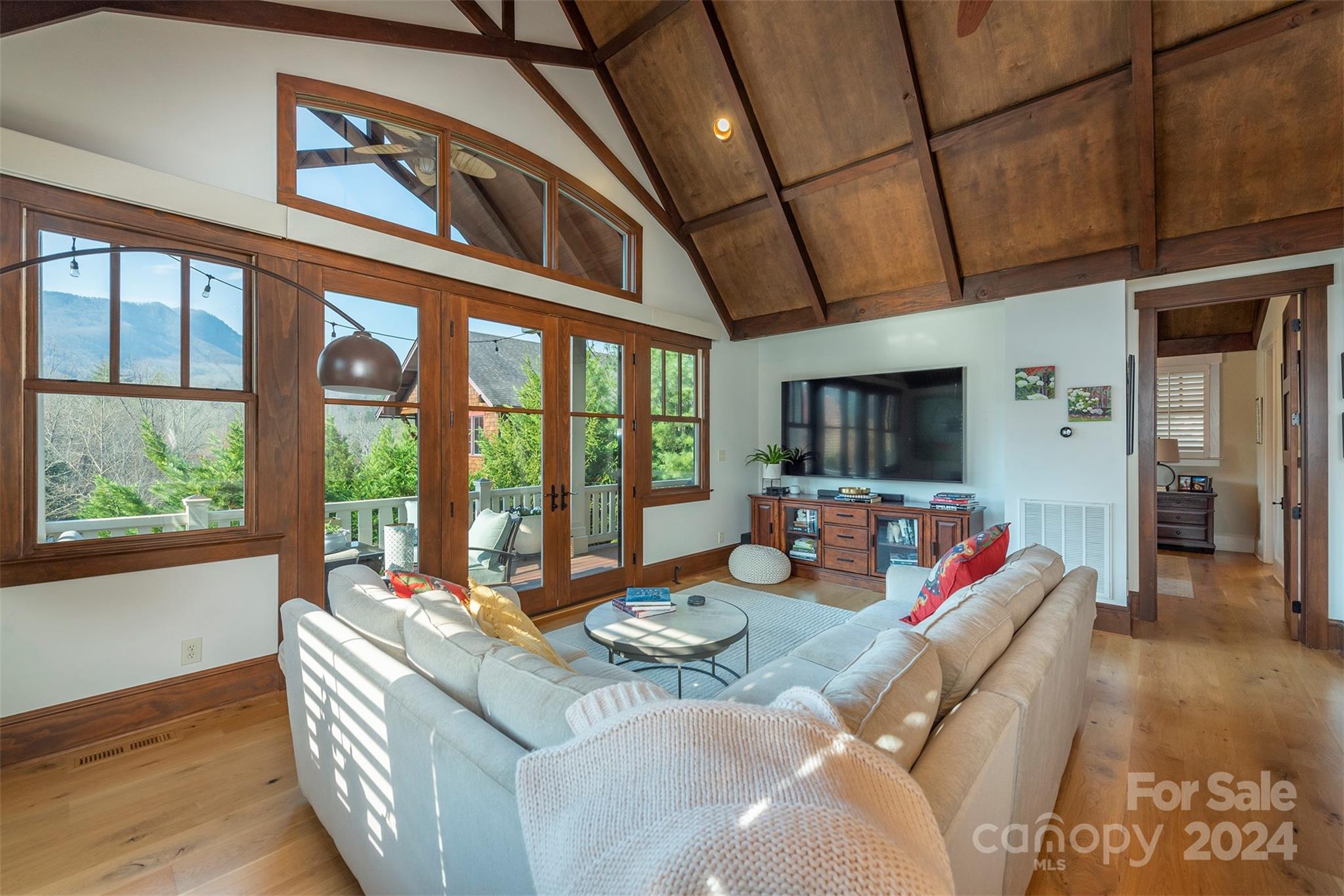 33 Wordsworth Road Black Mountain NC 28711