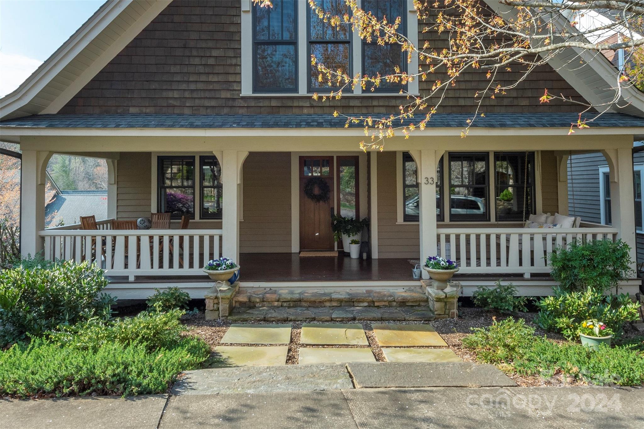 33 Wordsworth Road Black Mountain NC 28711