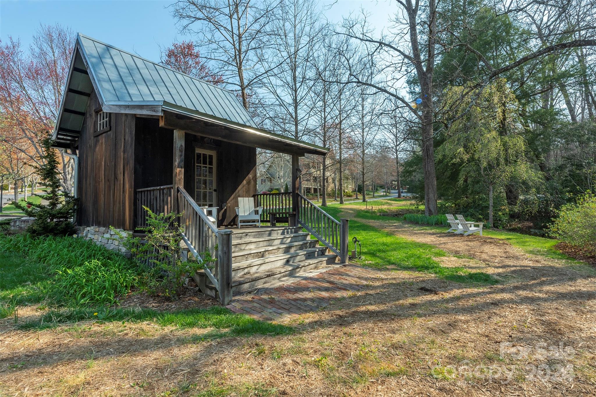 33 Wordsworth Road Black Mountain NC 28711