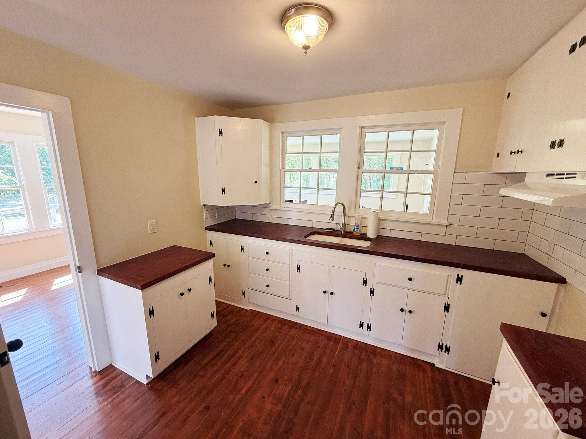 3322 Salisbury Highway Cleveland NC 27013