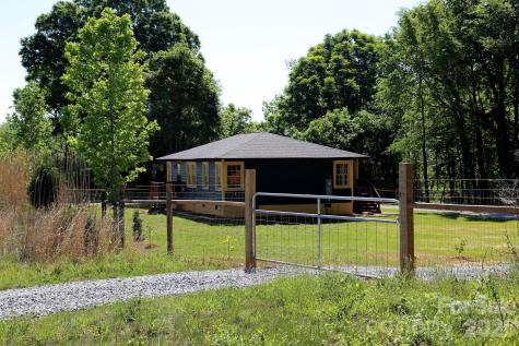 3322 Salisbury Highway Cleveland NC 27013