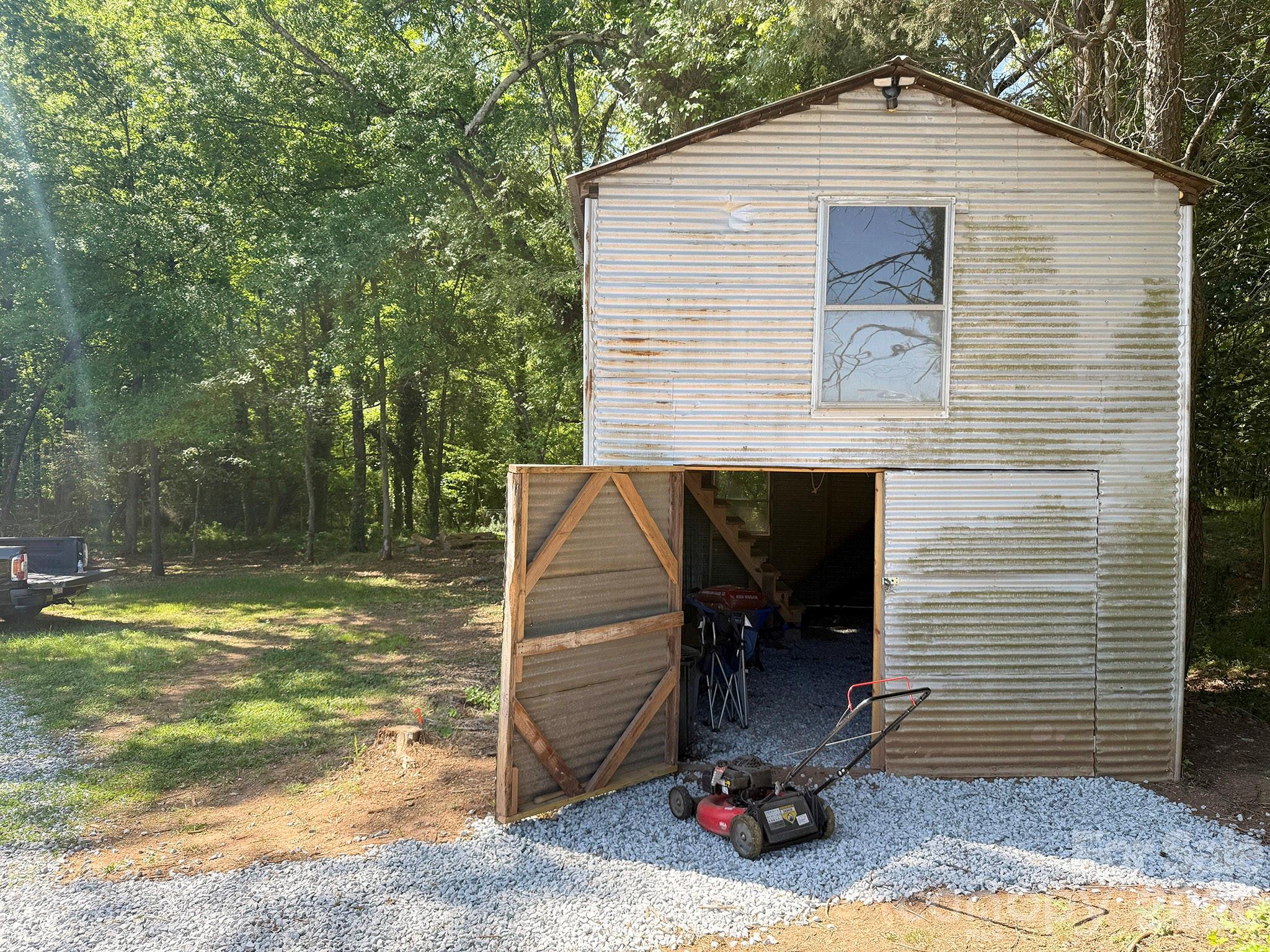 3322 Salisbury Highway Cleveland NC 27013