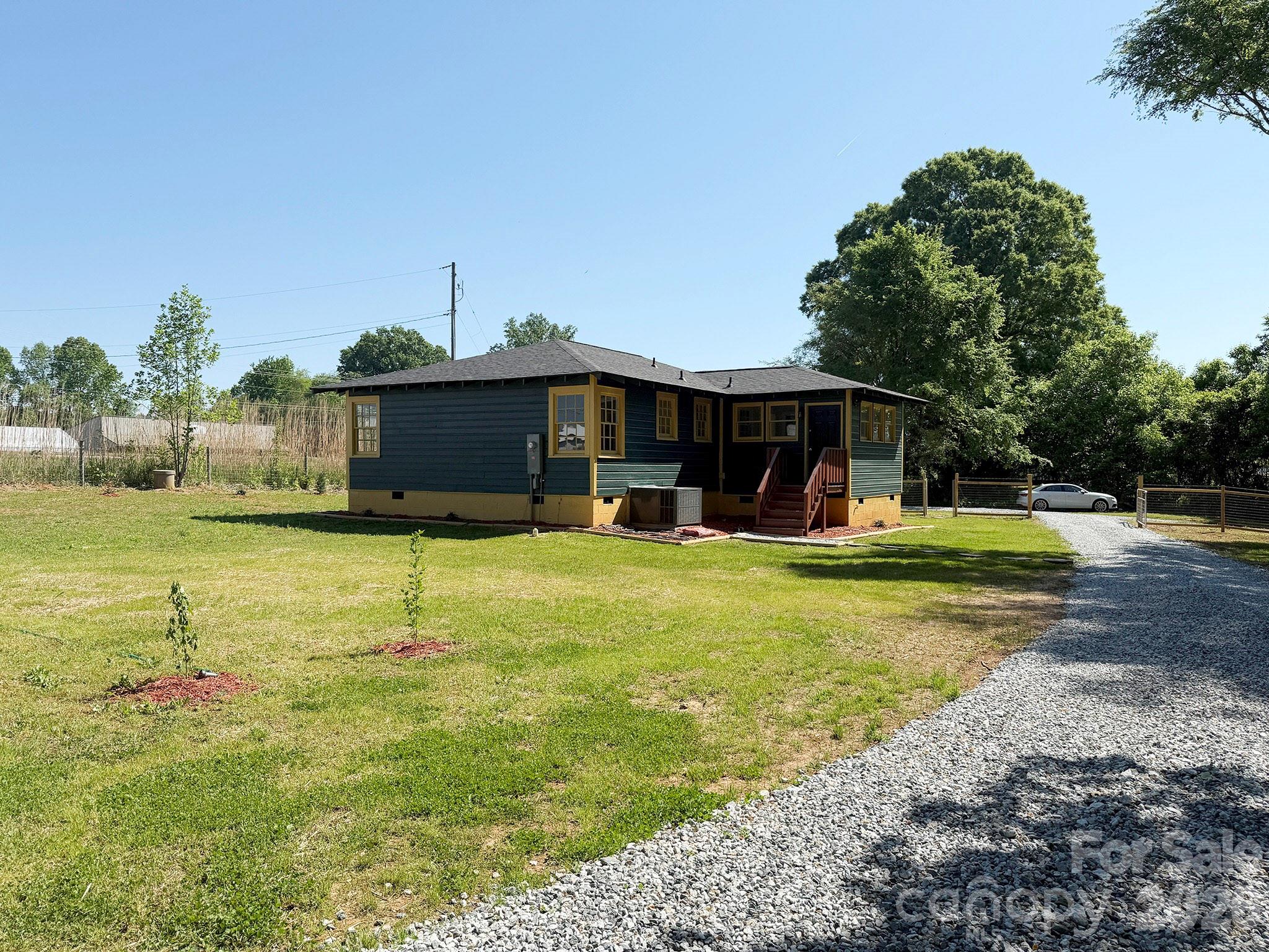 3322 Salisbury Highway Cleveland NC 27013