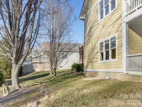 41 Little Fox Lane Fletcher NC 28732
