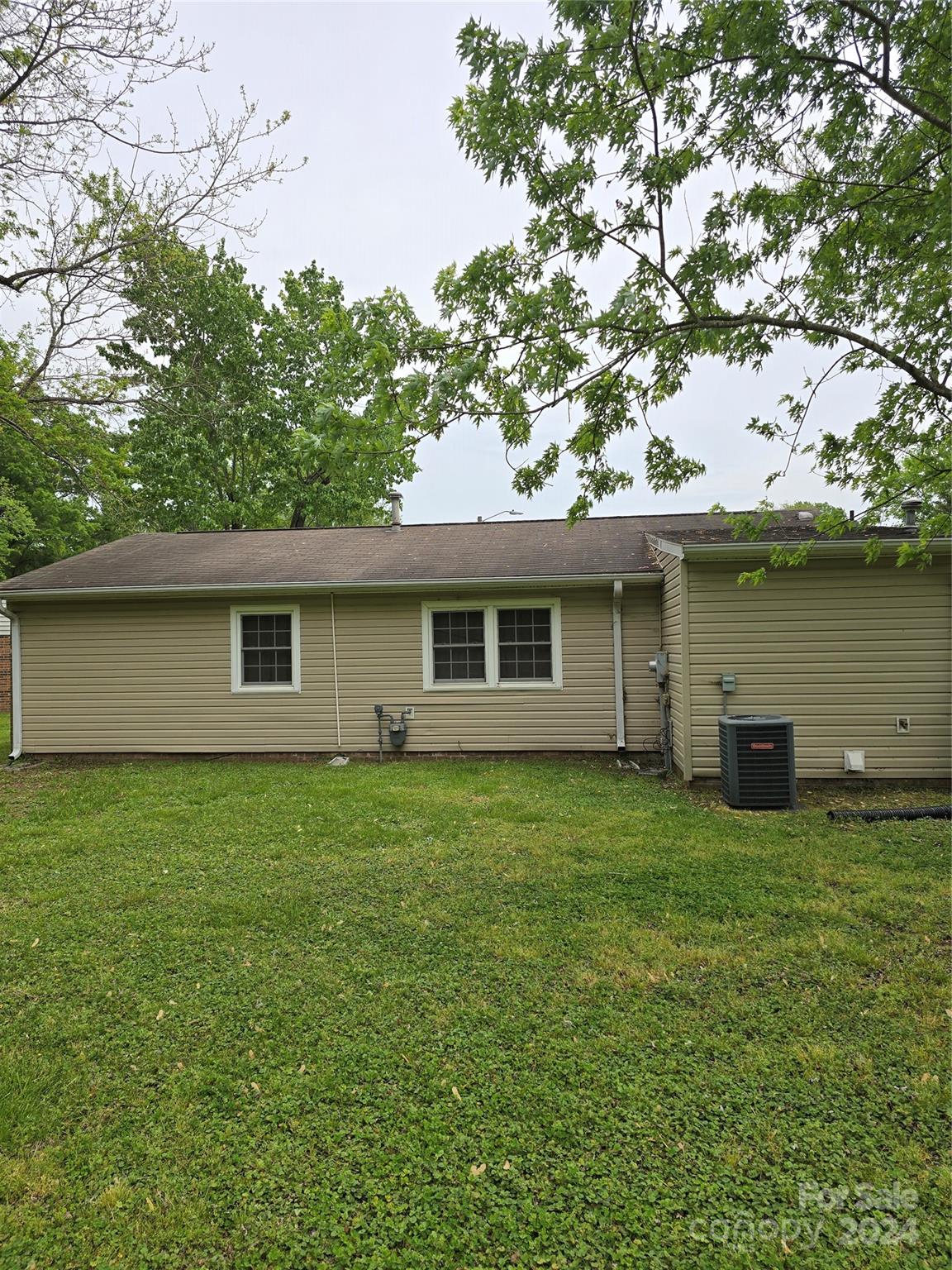 1436 Lanier Court Burlington NC 27217