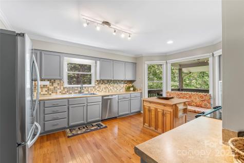 23 Forest Edge Drive Asheville NC 28806