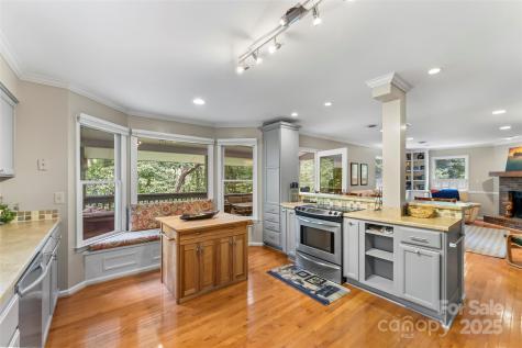 23 Forest Edge Drive Asheville NC 28806