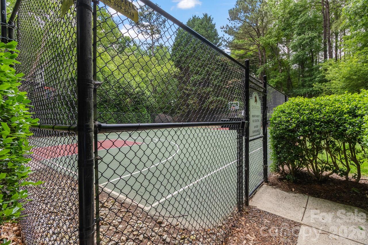 4415 Everclear Court Charlotte NC 28216