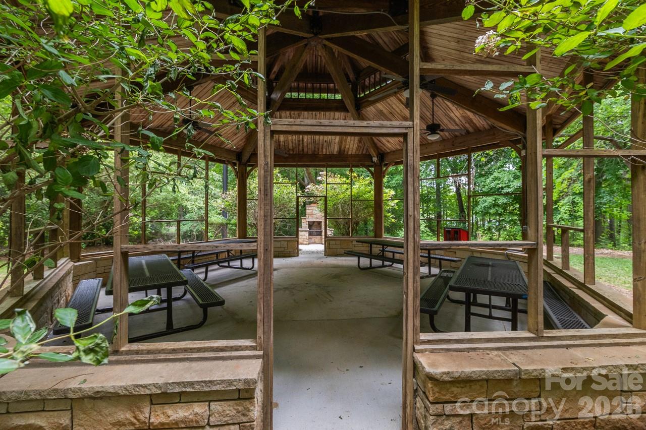 4415 Everclear Court Charlotte NC 28216
