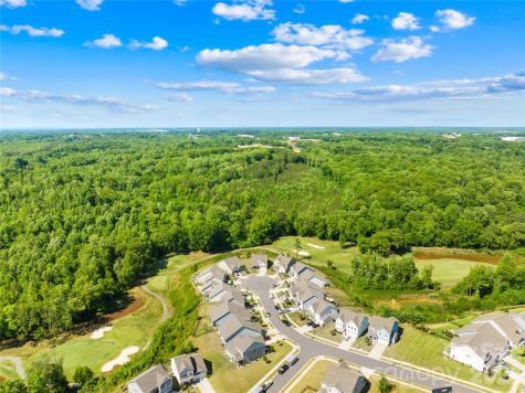 134 Divot Lane Statesville NC 28677