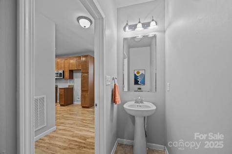 70 Kirby Road Asheville NC 28806