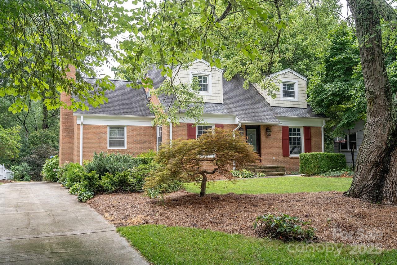 1240 Worcaster Place Charlotte NC 28211