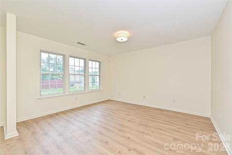 9820 Aaronda Court Charlotte NC 28213