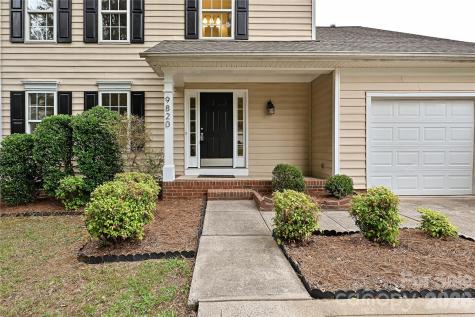 9820 Aaronda Court Charlotte NC 28213