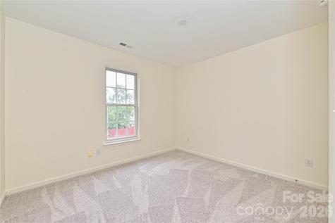 9820 Aaronda Court Charlotte NC 28213
