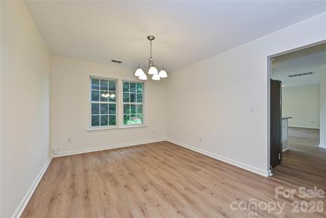 9820 Aaronda Court Charlotte NC 28213