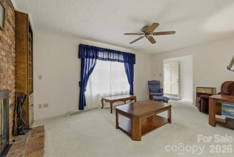 902 Meadowood Drive Lenoir NC 28645