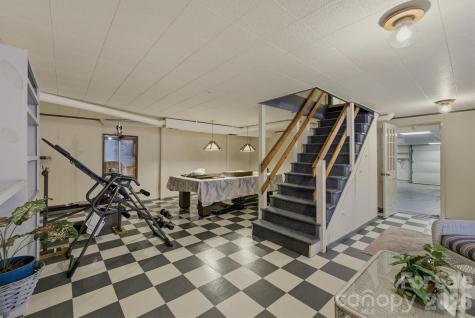 902 Meadowood Drive Lenoir NC 28645