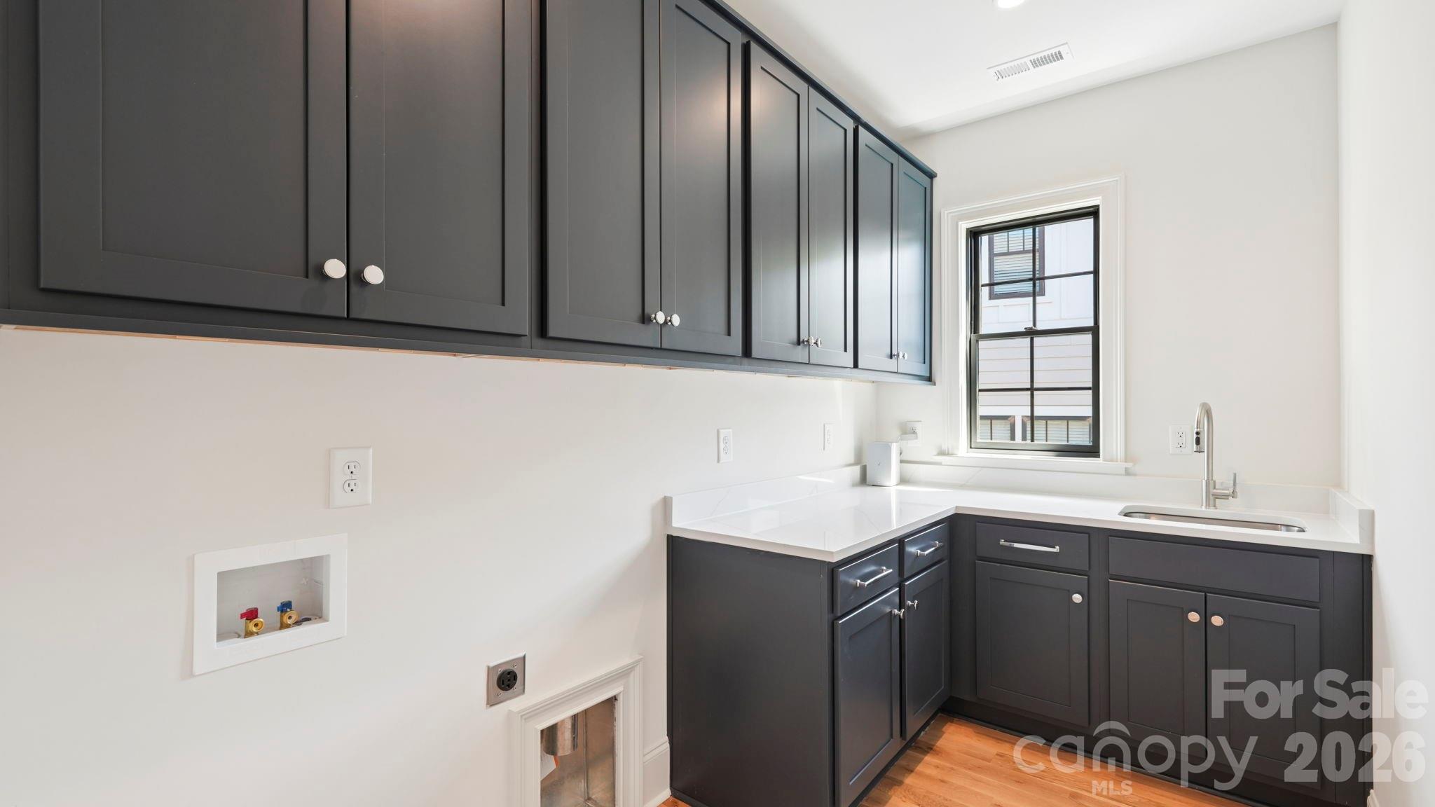419 Lorna Street Charlotte NC 28205