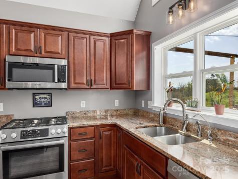 29 Enchanted Oak Lane Alexander NC 28701