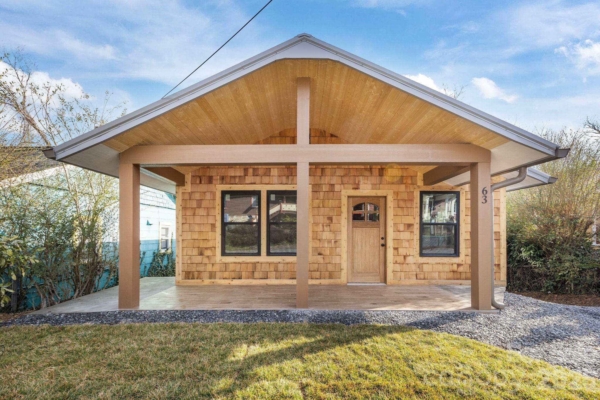 63 Elizabeth Place Asheville NC 28801