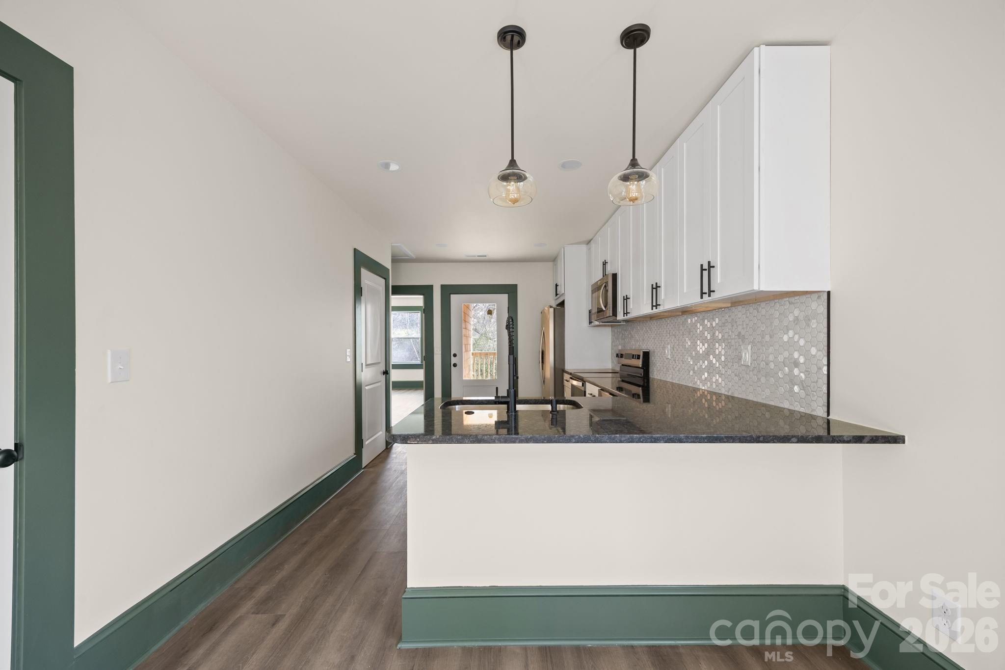 63 Elizabeth Place Asheville NC 28801