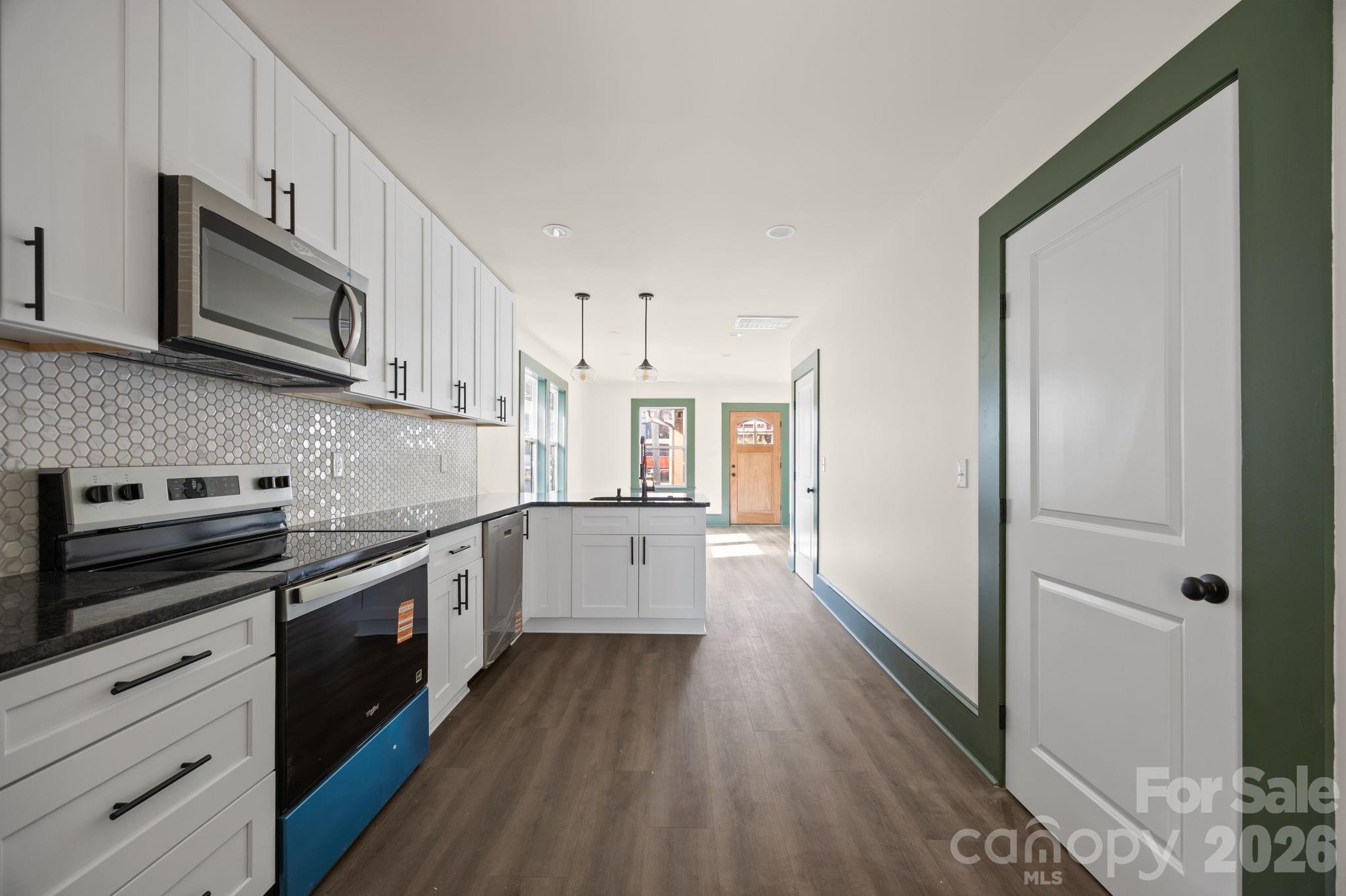 63 Elizabeth Place Asheville NC 28801