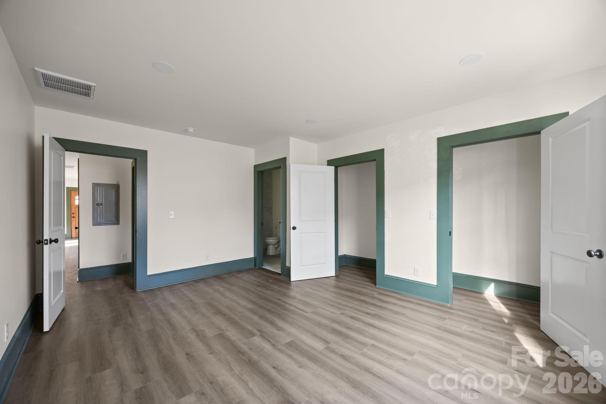 63 Elizabeth Place Asheville NC 28801