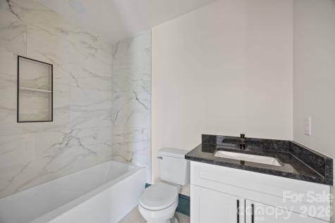 63 Elizabeth Place Asheville NC 28801