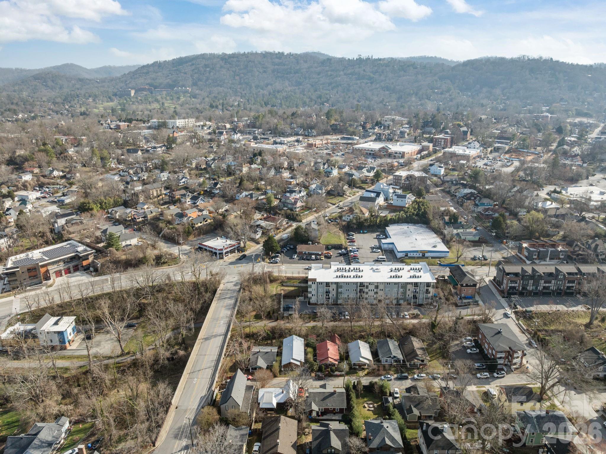 63 Elizabeth Place Asheville NC 28801
