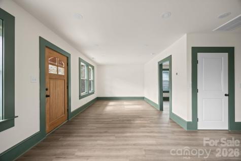 63 Elizabeth Place Asheville NC 28801