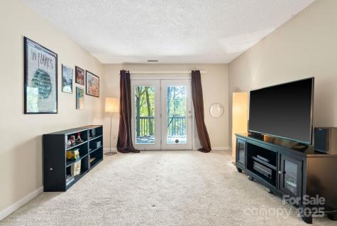 28 Foxberry Drive Arden NC 28704