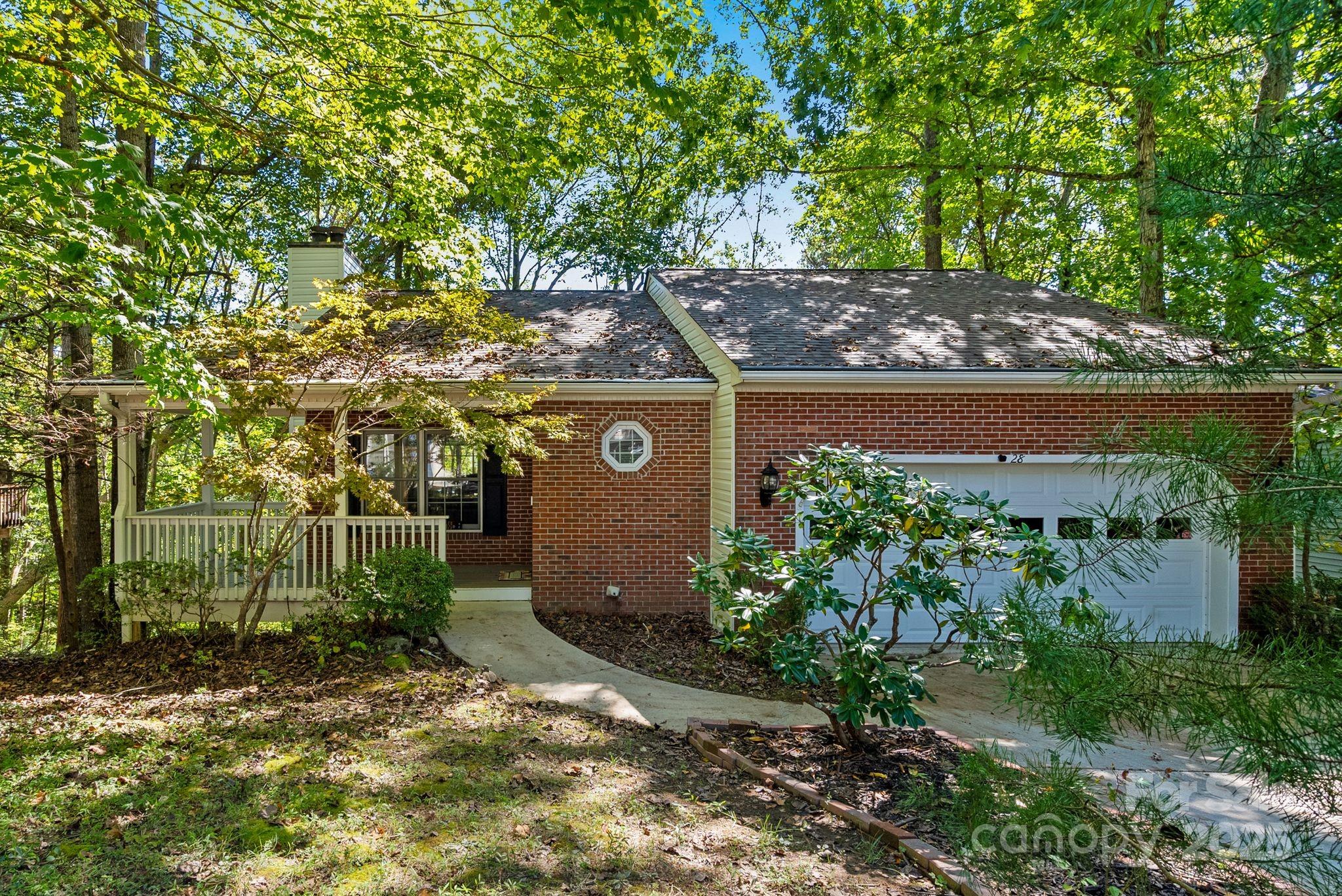 28 Foxberry Drive Arden NC 28704