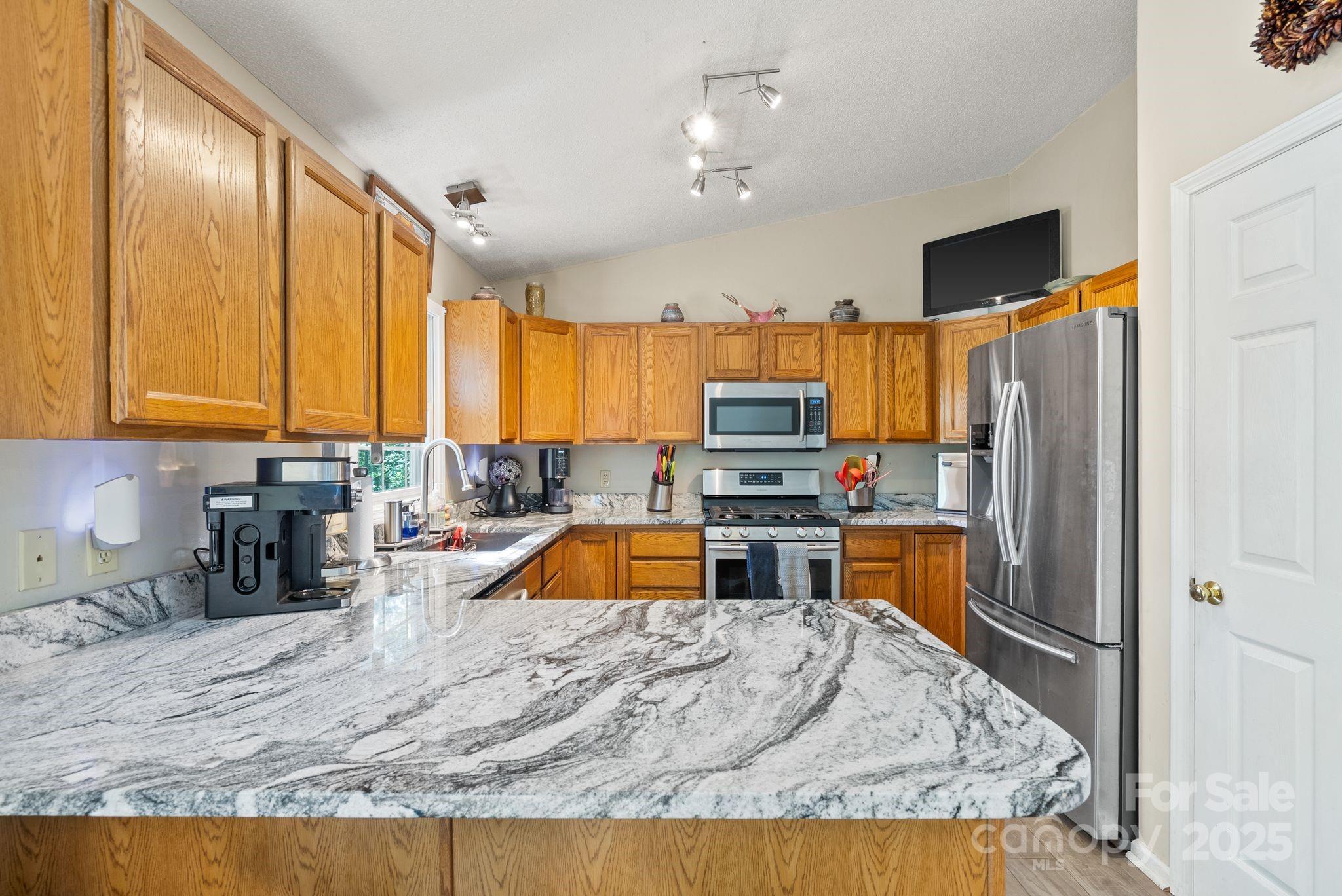 28 Foxberry Drive Arden NC 28704