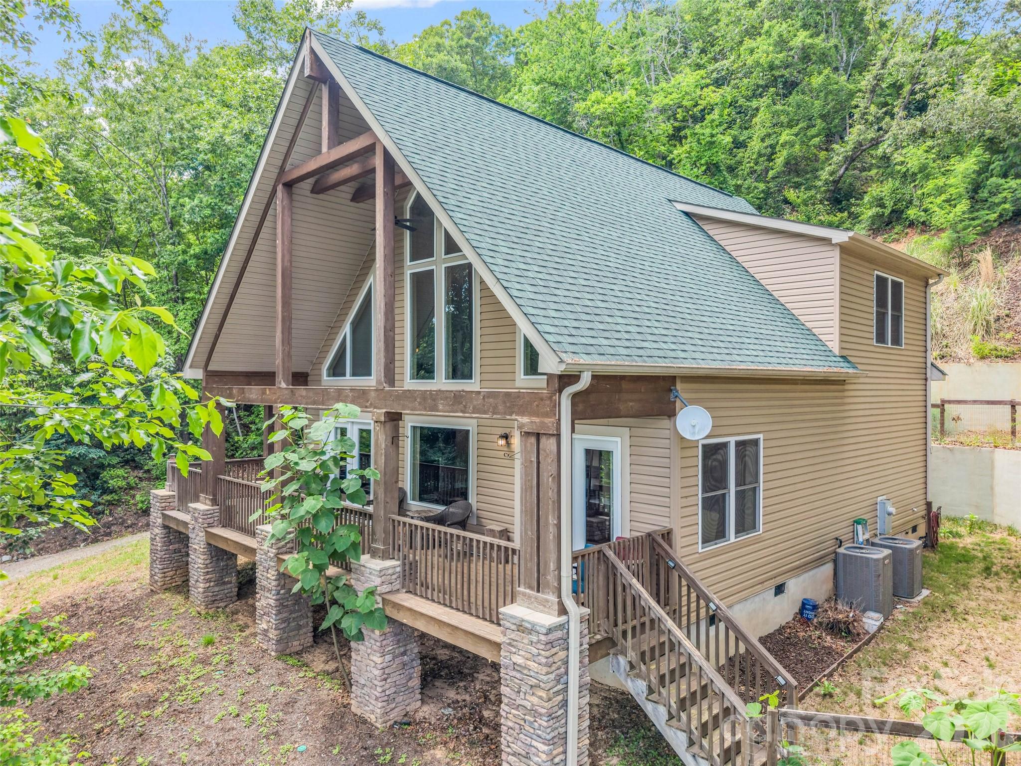 227 Snug Harbor Circle Lake Lure NC 28746