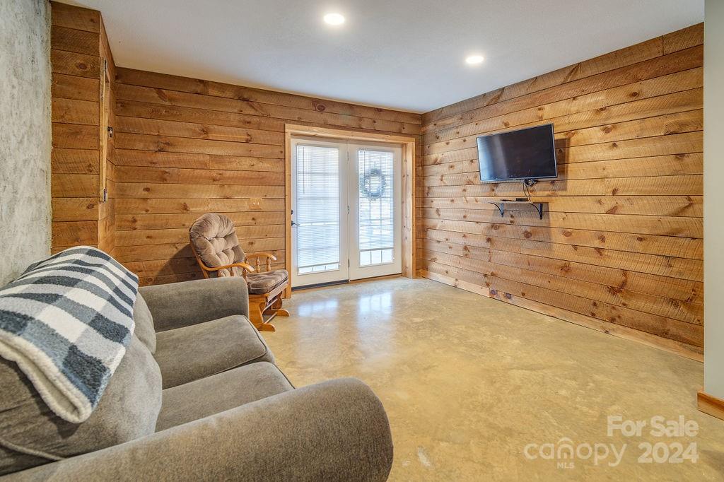 257 Browntown Road Leicester NC 28748