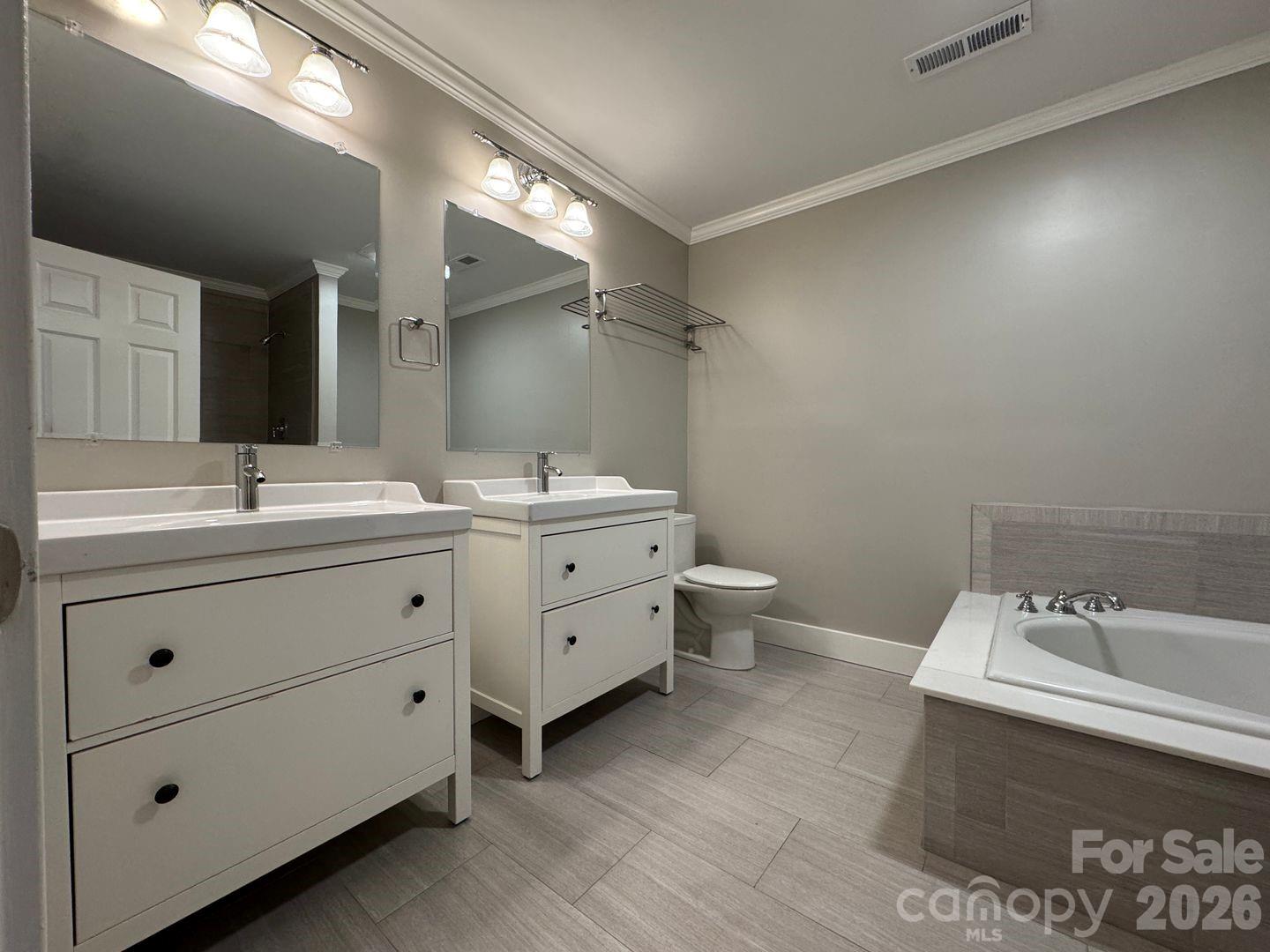 4926 Ardenwoods Drive Charlotte NC 28215