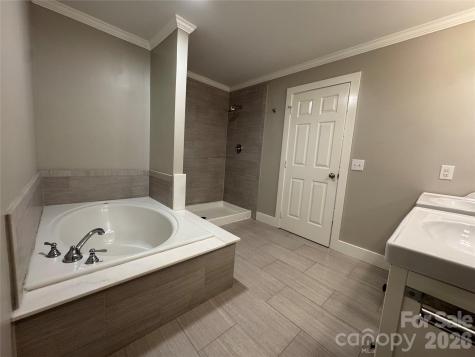 4926 Ardenwoods Drive Charlotte NC 28215