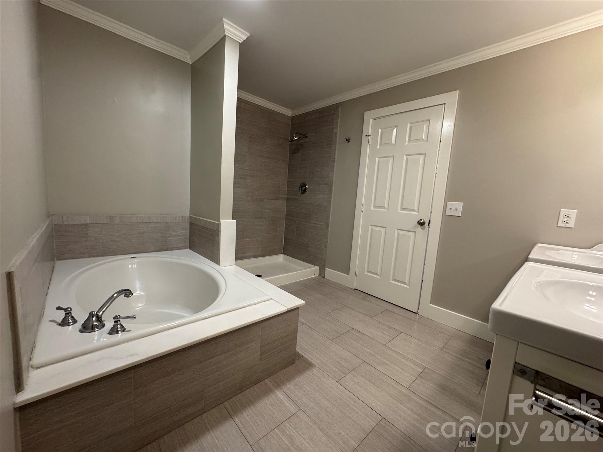 4926 Ardenwoods Drive Charlotte NC 28215