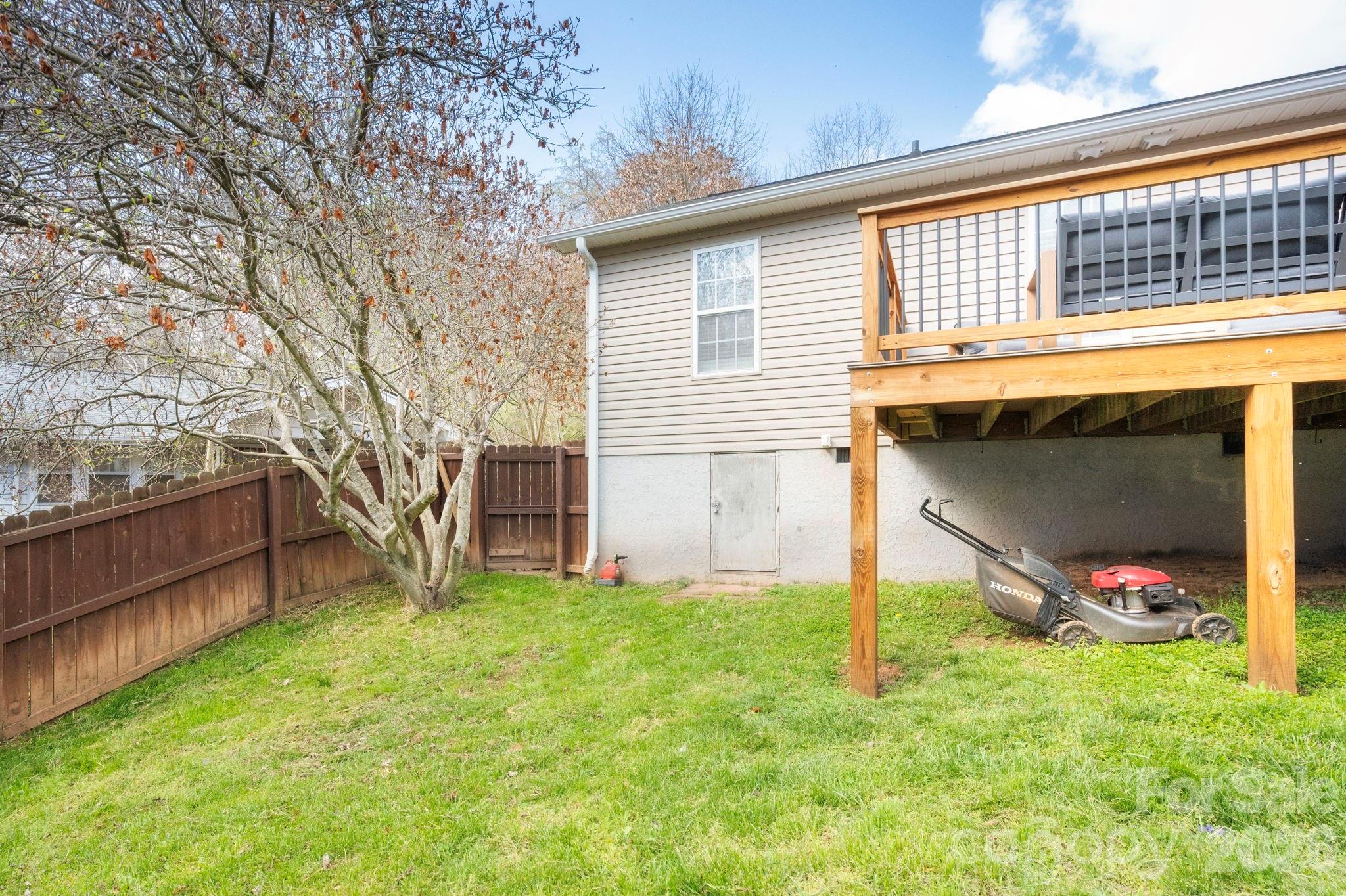 60 Huffman Road Asheville NC 28806