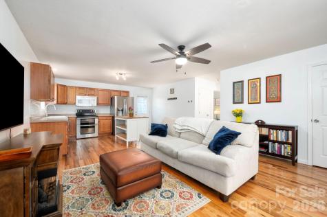 60 Huffman Road Asheville NC 28806