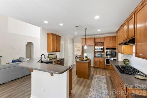 6237 Breckfield Court Charlotte NC 28278